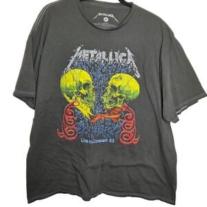 Metallica Skull Graphic Band Tee Live Concert 92 Rock Shirt XL